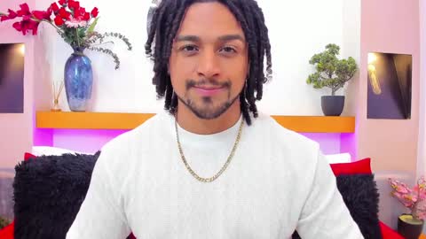 Snapshot of mike_estevess chatting on 30, 1, 2025   online show from 30, 1, 2025