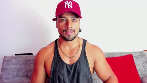 Snapshot of mike_estevess chatting on 9, 2, 2025   online show from 9, 2, 2025