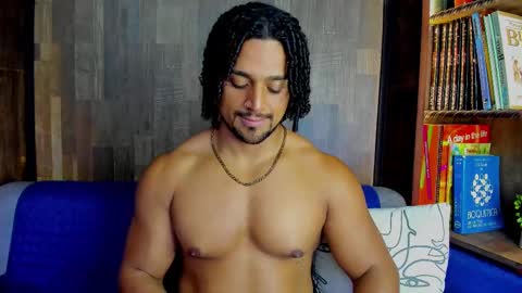 Snapshot of mike_estevess chatting on 22, 2, 2025   online show from 22, 2, 2025