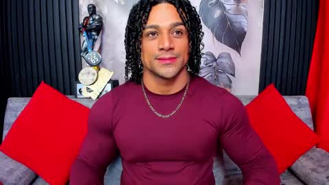 Snapshot of mike_estevess chatting on 21, 9, 2025   online show from 21, 9, 2025