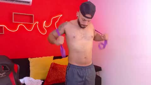 Snapshot of mike_savage3 chatting on 15, 7, 2026 Mike online show from 15, 7, 2026