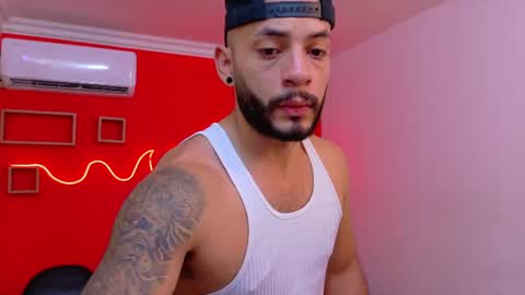 Snapshot of mike_savage3 chatting on 18, 7, 2026 Mike online show from 18, 7, 2026