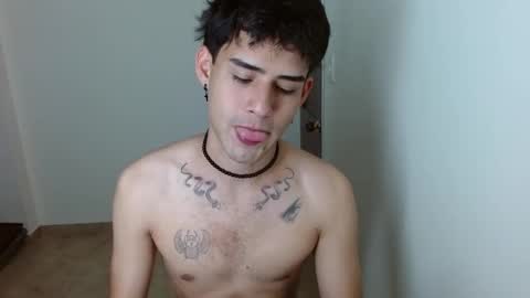 mike_smith03 online show from 10, 4, 2026