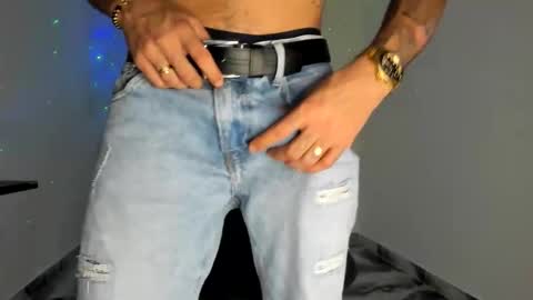 Snapshot of mikee_scooth chatting on 19, 2, 2026 mikee_scooth online show from 19, 2, 2026