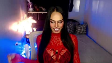 Mistress MikeyAlawi online show from 18, 6, 2026