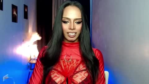 Mistress MikeyAlawi online show from 10, 7, 2026