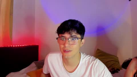 VIOLETAMIKE online show from 6, 1, 2025