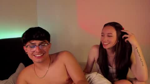 VIOLETAMIKE online show from 28, 1, 2025