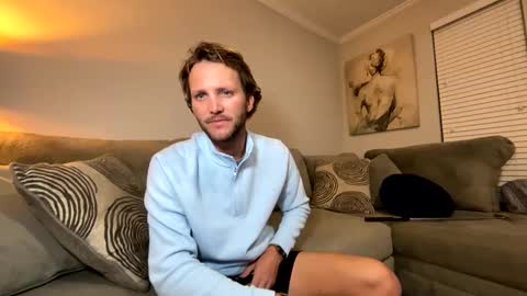 Snapshot of mikeywhite123 chatting on 2, 12, 2024 mikeywhite123 online show from 2, 12, 2024