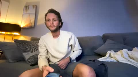 Snapshot of mikeywhite123 chatting on 19, 1, 2025 mikeywhite123 online show from 19, 1, 2025