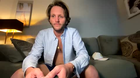 Snapshot of mikeywhite123 chatting on 26, 1, 2025 mikeywhite123 online show from 26, 1, 2025