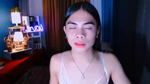 Mikhayla and Zeus online show from 14, 1, 2025