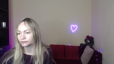 Adalina online show from 5, 4, 2026