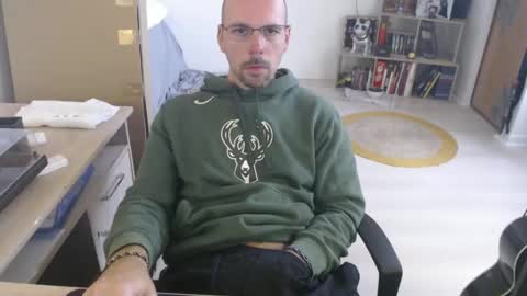 Snapshot of mikmik91 chatting on 16, 10, 2025 mikmik91 online show from 16, 10, 2025