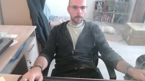 Snapshot of mikmik91 chatting on 21, 10, 2025 mikmik91 online show from 21, 10, 2025