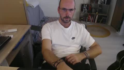 Snapshot of mikmik91 chatting on 7, 11, 2025 mikmik91 online show from 7, 11, 2025