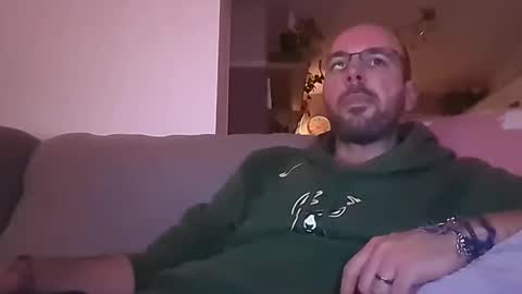 Snapshot of mikmik91 chatting on 9, 2, 2026 mikmik91 online show from 9, 2, 2026