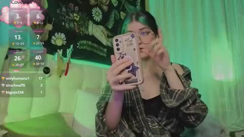 Snapshot of miko_meow chatting on 24, 10, 2025 Miko online show from 24, 10, 2025