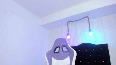   miku katsuragi  online show from 27, 2, 2026