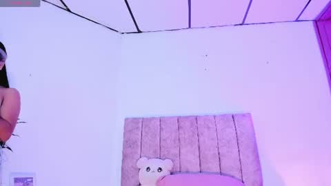 mila_1wood online show from 15, 7, 2026