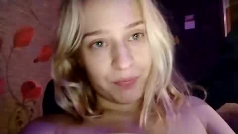 Mila 420 online show from 17, 12, 2025