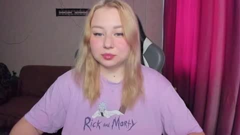 Mila shy sensual person  online show from 5, 11, 2025