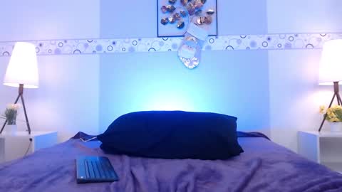 Mila  online show from 19, 12, 2024