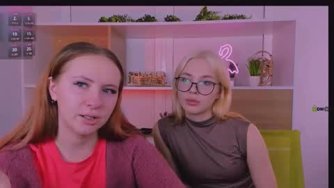 mila_glow online show from 16, 10, 2025