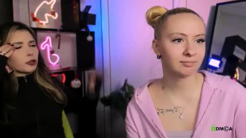 mila_glow online show from 13, 1, 2026