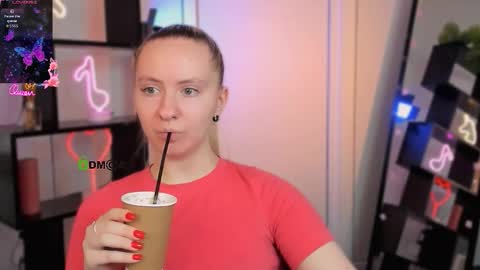 mila_glow online show from 4, 3, 2026