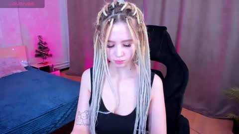 mila_kinor online show from 12, 1, 2025