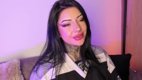     online show from 15, 1, 2026