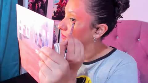 Snapshot of mila_nixon01 chatting on 20, 9, 2025 MILA  online show from 20, 9, 2025