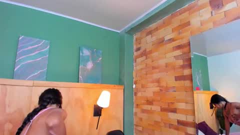 Mila and samy online show from 5, 12, 2025