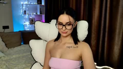Snapshot of milaasweety chatting on 21, 5, 2026 Mila online show from 21, 5, 2026