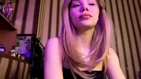 milakittys online show from 13, 6, 2026