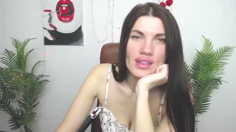 Snapshot of milaloona chatting on 8, 5, 2026 Milaloona online show from 8, 5, 2026