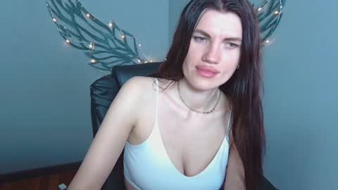 Snapshot of milaloona chatting on 29, 5, 2026 Milaloona online show from 29, 5, 2026