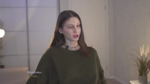 Milana   online show from 20, 2, 2025