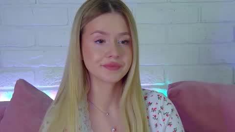 MilanaBalmain online show from 10, 2, 2026