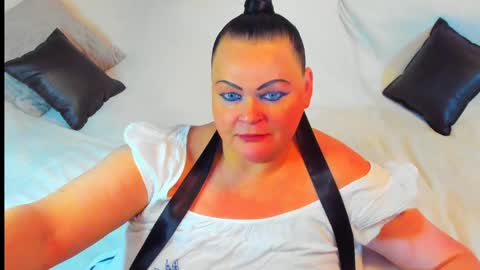 Lana online show from 2, 1, 2025