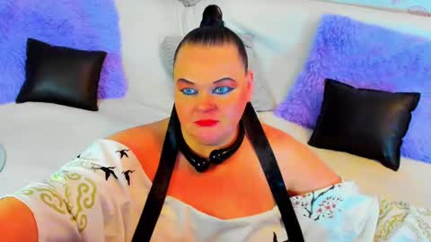 Lana online show from 19, 2, 2025