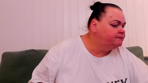 Lana online show from 11, 2, 2026