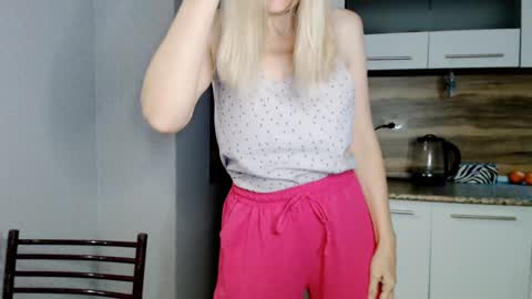 Milena online show from 17, 1, 2025