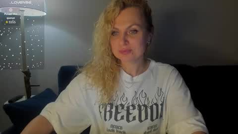 milanna_x online show from 17, 11, 2025