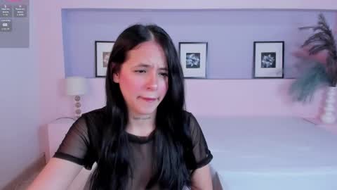 Mila Rose online show from 28, 1, 2025