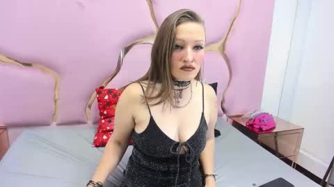 Mila  online show from 22, 12, 2025