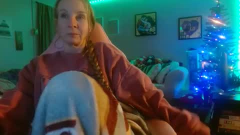 Mila online show from 2, 12, 2025