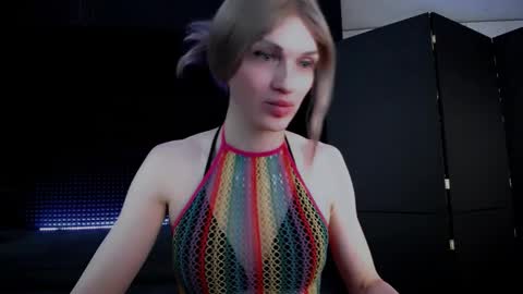 Milena Hardy online show from 25, 10, 2025