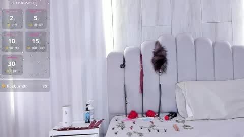 MILEY  online show from 6, 11, 2025